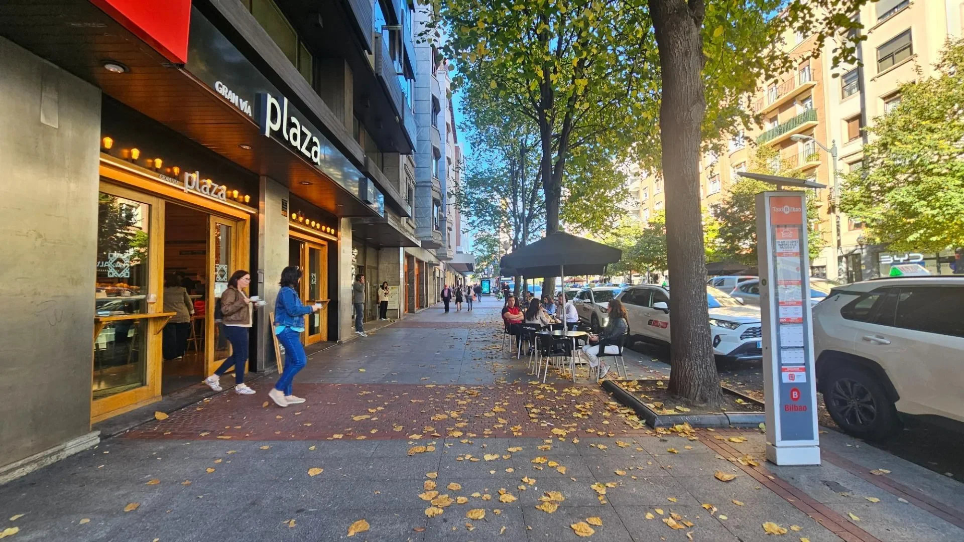 Exterior photo 5