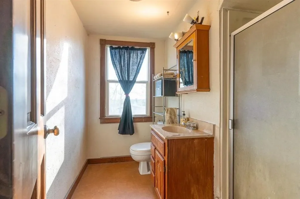 1025 County Road, Hillsboro, TX 76645, Hillsboro, Texas, United States. - Photo 13