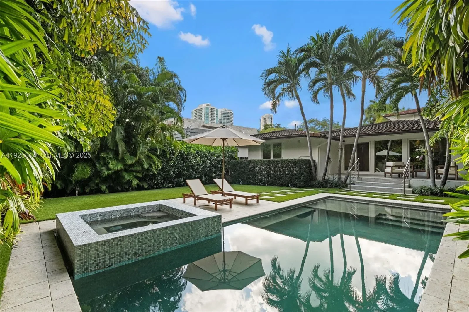 45 SW 19th Rd, Miami, FL 33129, Miami, Florida, United States. - Photo 18