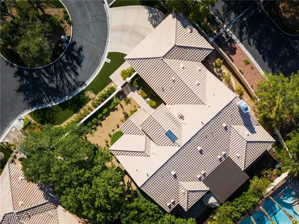 9004 Rolling Knoll Court, Las Vegas, Nevada, United States. - Photo 50