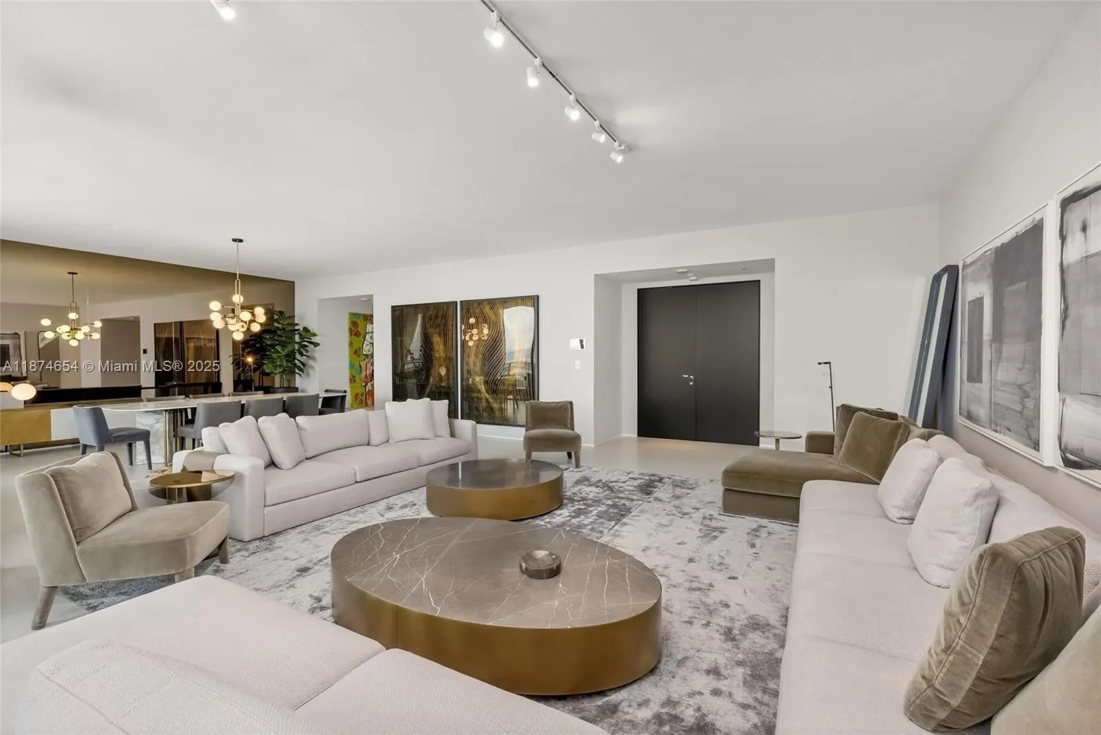 1000 Biscayne Blvd 3801, Miami, Florida, United States. - Photo 6