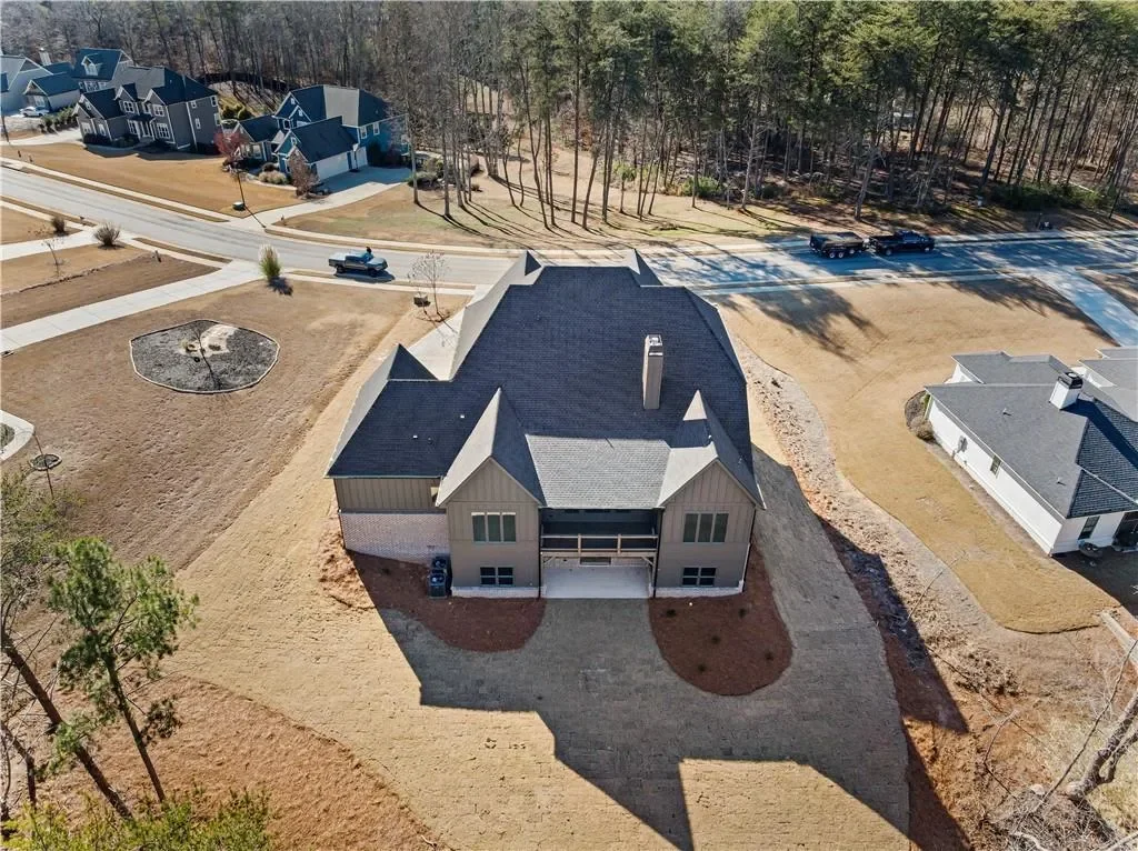 6084 BLUEWATER Boulevard, Gainesville, Georgia, United States. - Photo 6