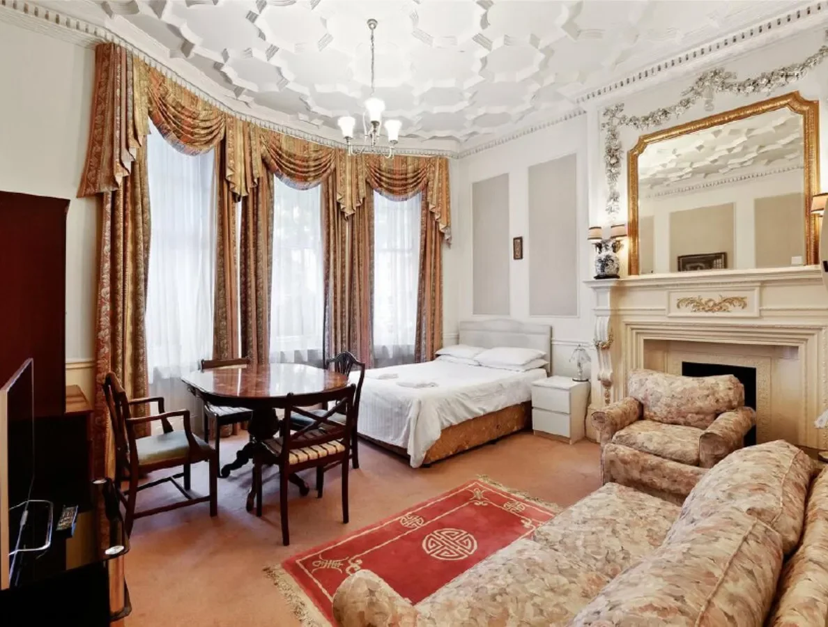 Kensington Court, London, W8, London, England, United Kingdom. - Photo 12