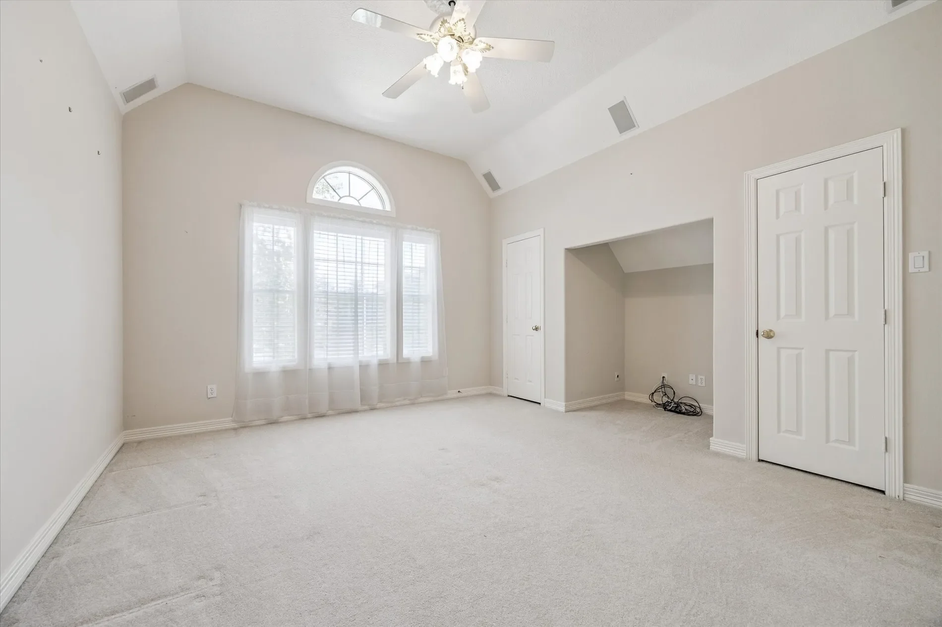 423 Brook Shore Court, Sugar Land, TX 77478, Sugar Land, Texas, United States. - Photo 30
