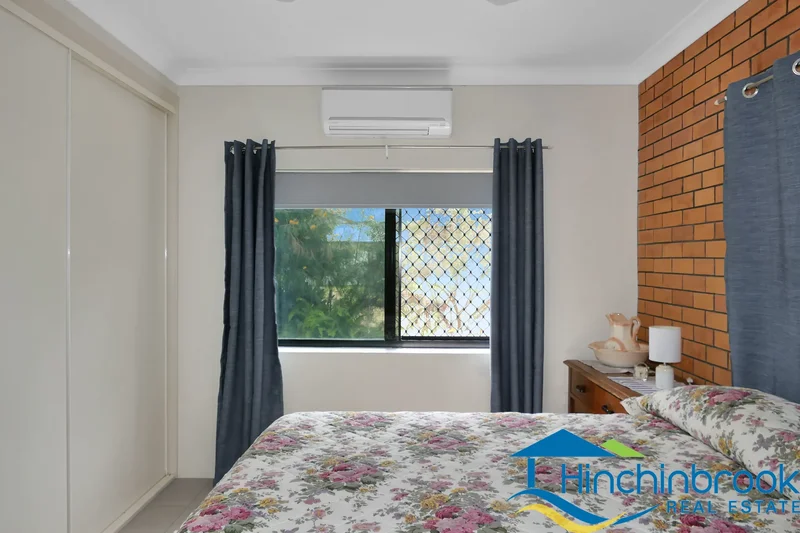 Cardwell, Victoria Street, Cardwell, Queensland, Australia. - Photo 24