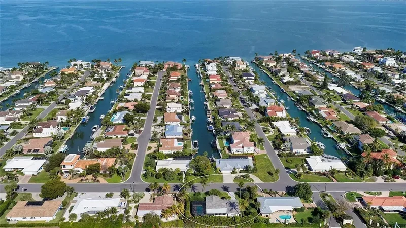 1050 Bogey Lane, #None, Longboat Key, FL, 34228, USA, Longboat Key, Florida, United States. - Photo 47