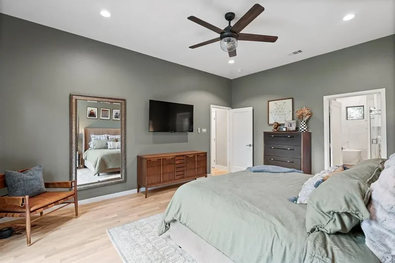 6802 Vada Drive, Dallas, Texas, United States. - Photo 17