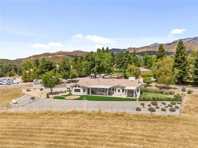 13288 Oak Crest Drive, Yucaipa, CA 92399, Yucaipa, California, United States. - Photo 64