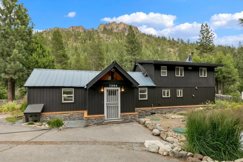 7594 & 7598 River Road, Truckee, California, United States. - Photo 7