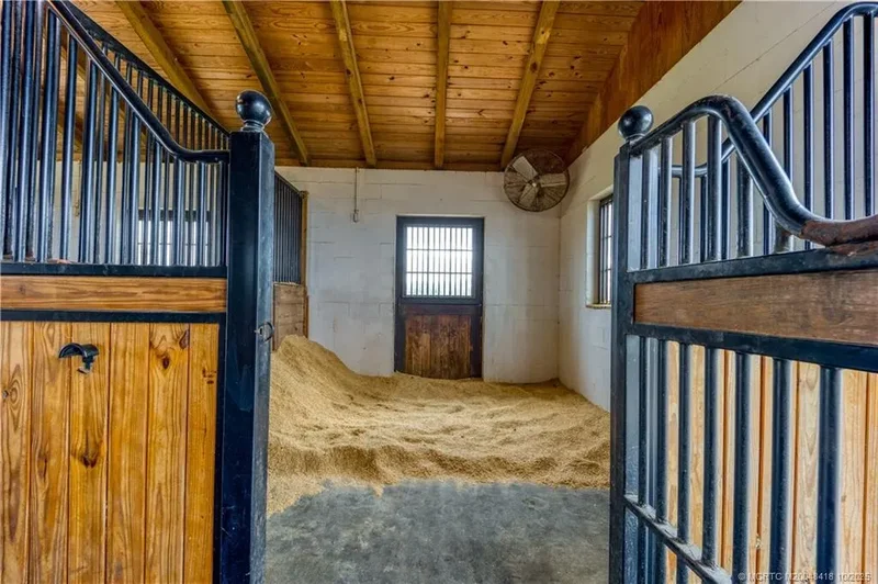 7625 Polo Square Square, Vero Beach, Florida, United States. - Photo 2