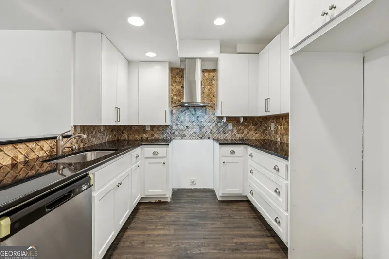 2539 Larson Creek Cove, Duluth, GA 30097, Johns Creek, Georgia, United States. - Photo 28