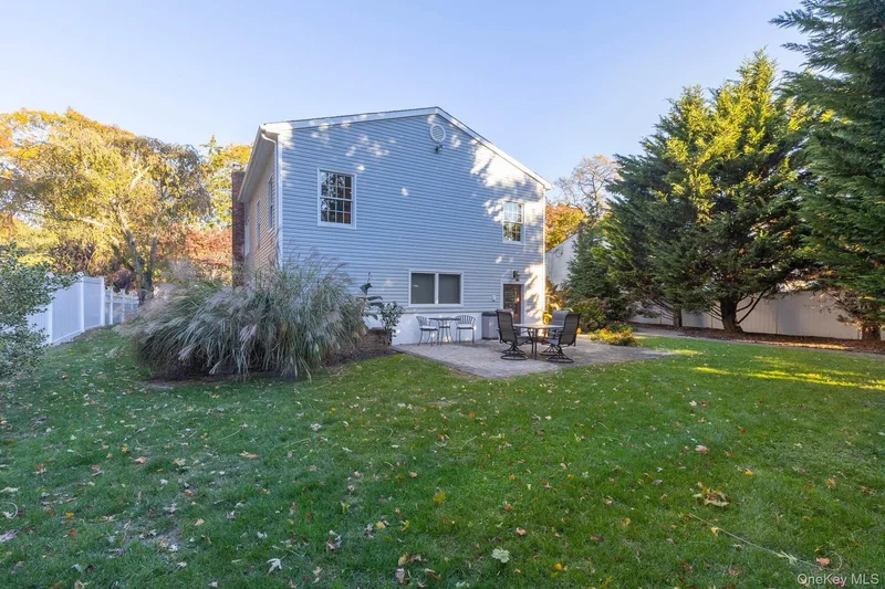 190 Northern Boulevard , Saint James, NY 11780, Saint James, New York, United States. - Photo 20