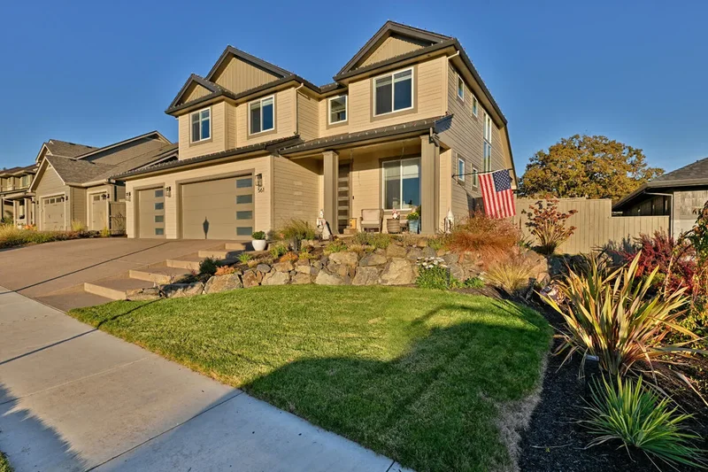 561 Autumn Hills, Medford, OR, 97504, USA, Medford, Oregon, United States. - Photo 3
