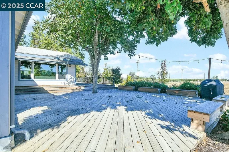 2280 Concord Ave, Brentwood, California, United States. - Photo 39