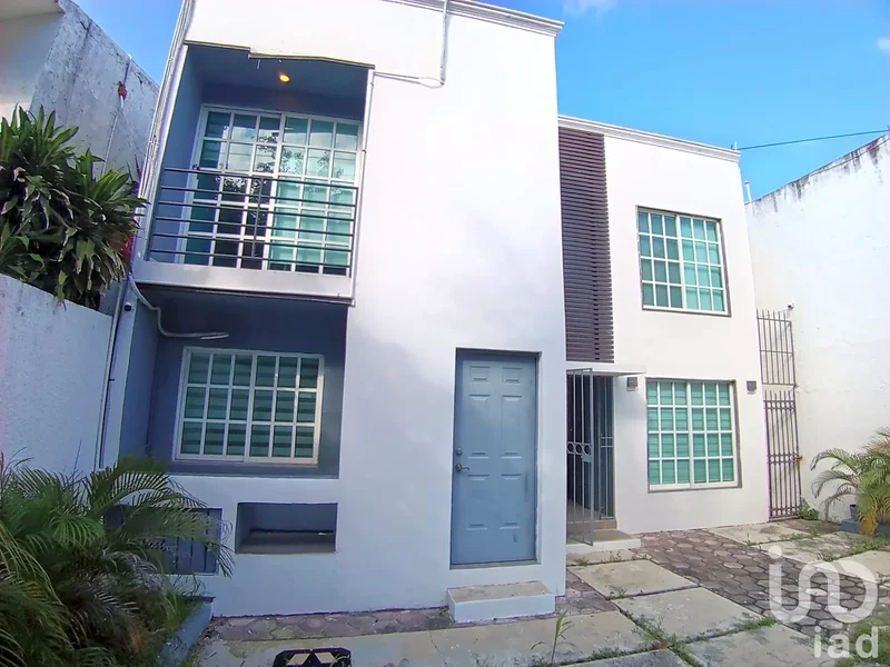 Casa de 8 recamaras en Cancun Centro, Alberca, ideal para negocio