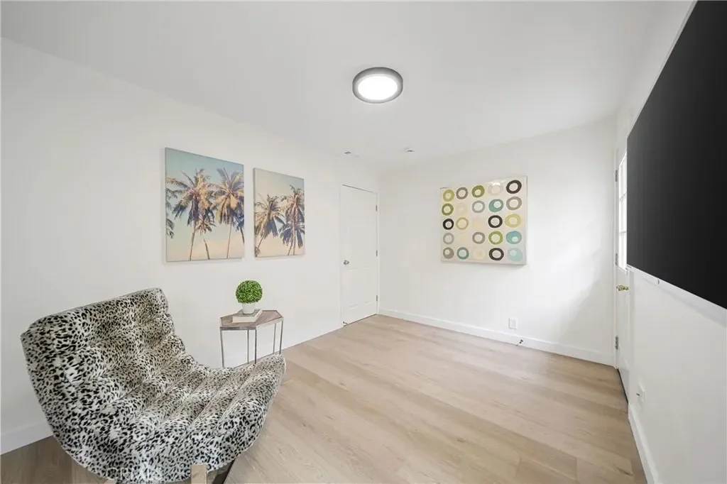 5057 Inaglen Way, Los Angeles, California, United States. - Photo 10