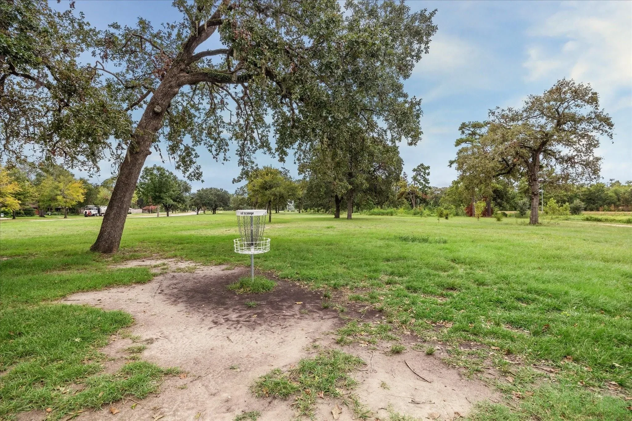 2211 Saxon Drive, Houston, Texas, United States. - Photo 22
