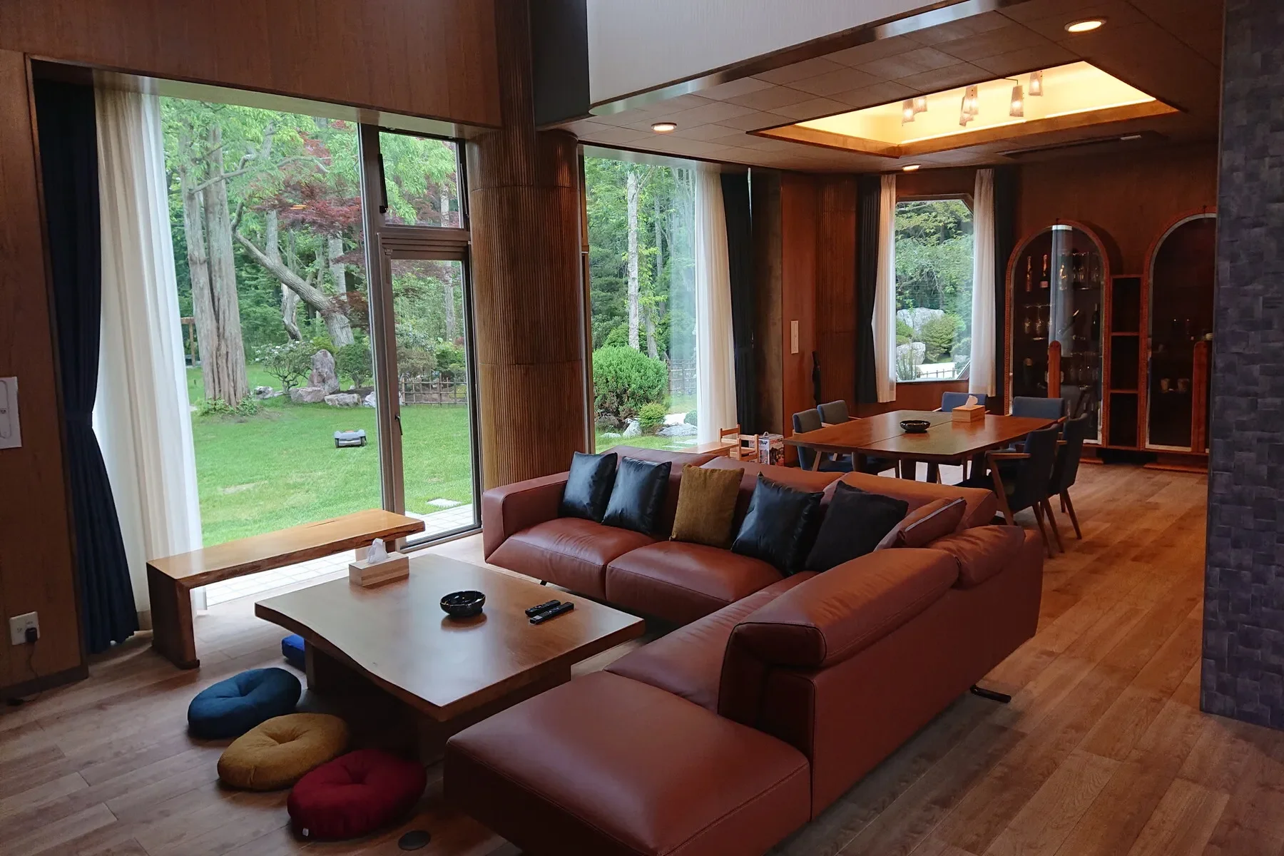 Gallery photo 2
