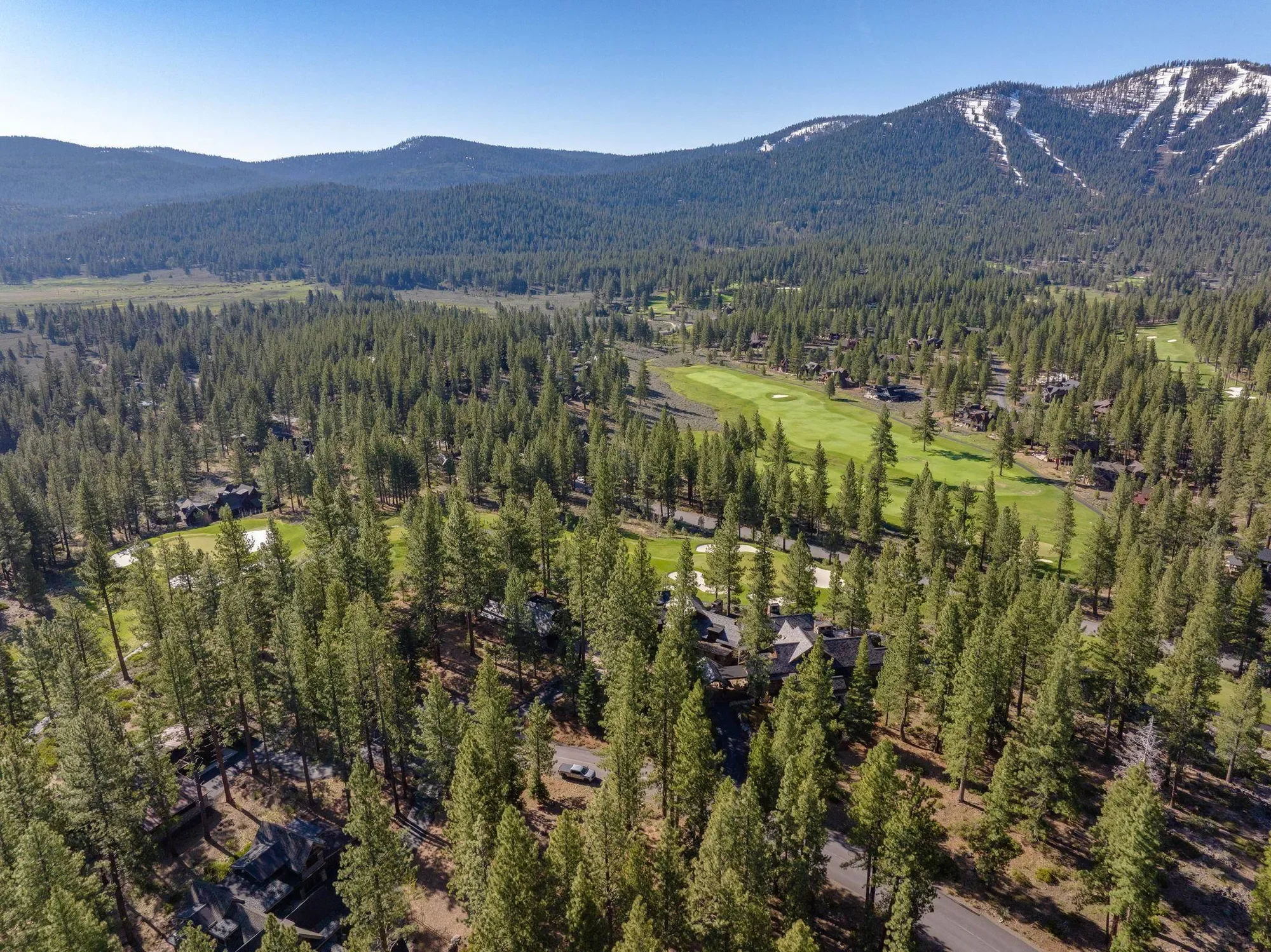 408 James McIver, Truckee, California, United States. - Photo 9