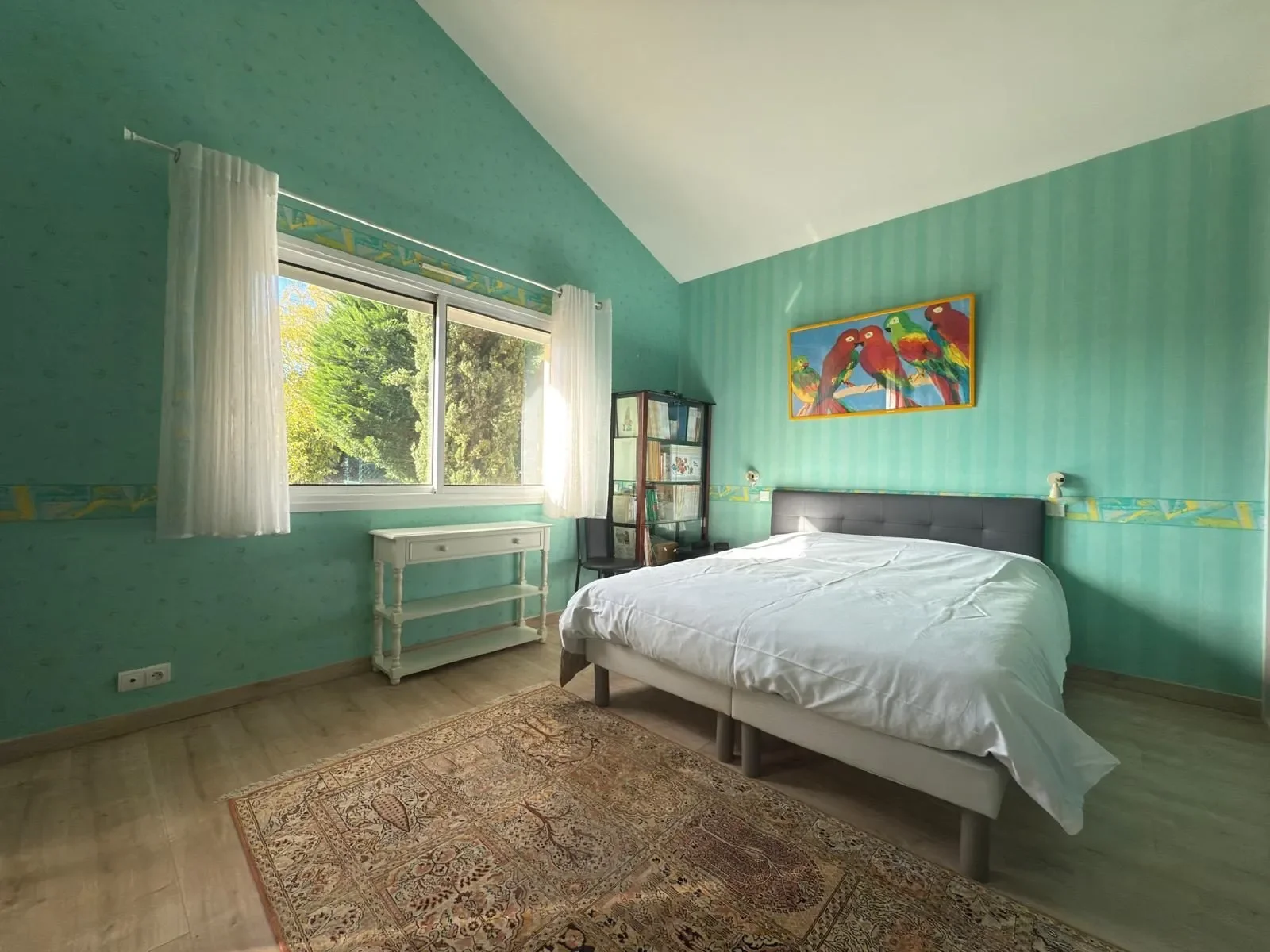 Gallery photo 3