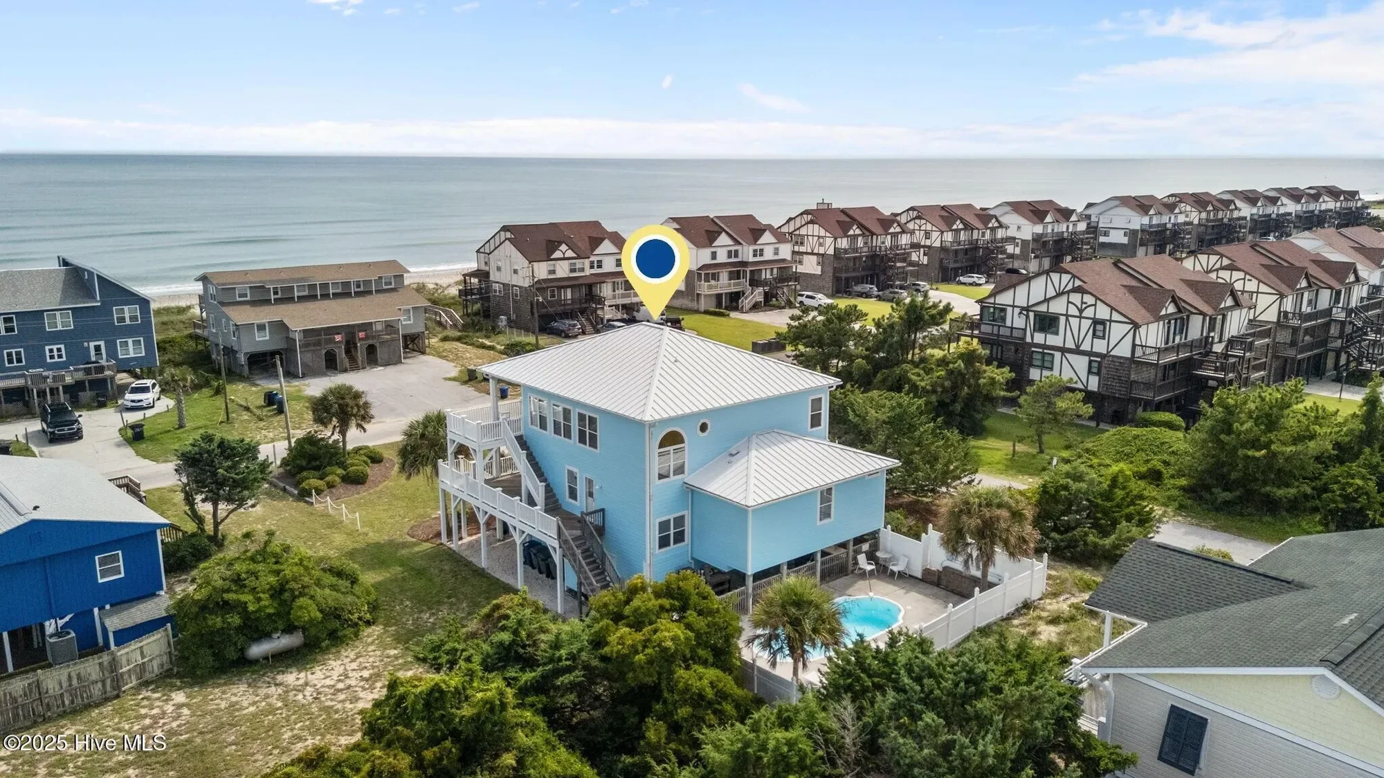 2414 Ocean Drive, Emerald Isle, North Carolina, United States. - Hero Image