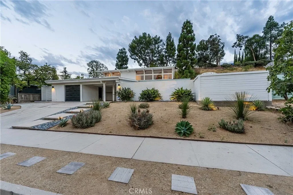 17042 Lisette, Granada Hills, CA, 91344, USA, Los Angeles, California, United States. - Photo 21