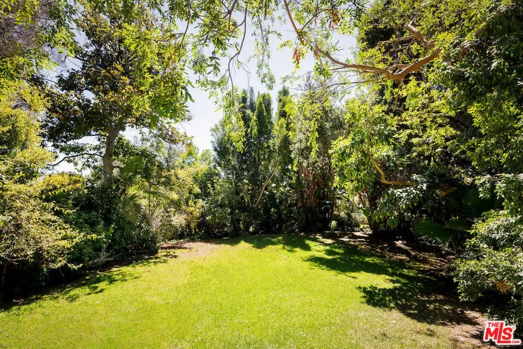 10934 Bellagio Road, Los Angeles, California, United States. - Photo 46