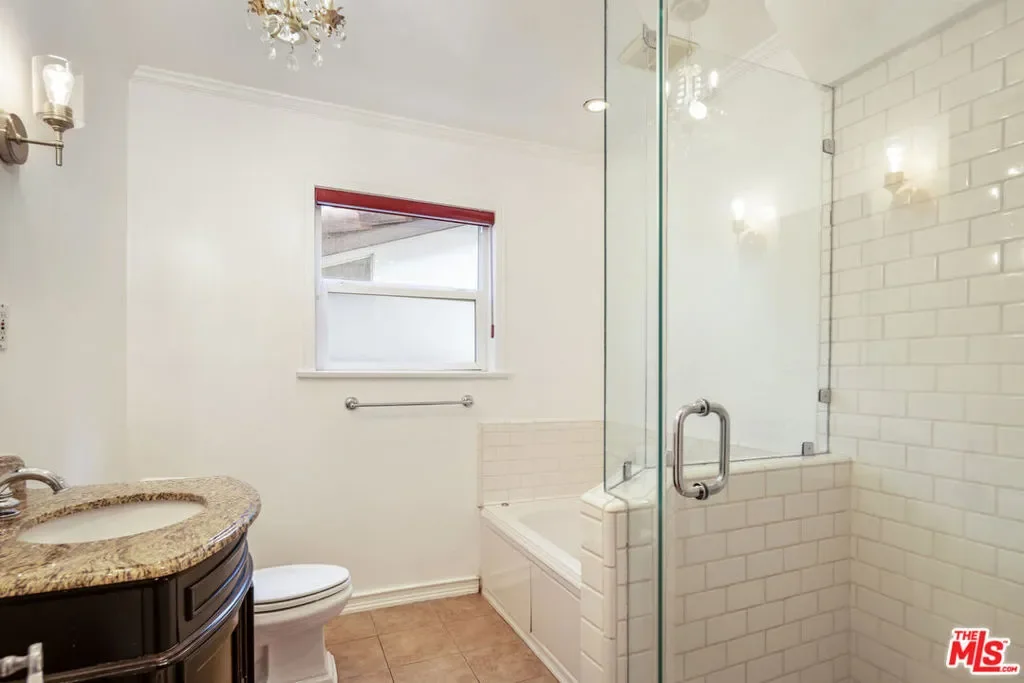 14235 Greenleaf Street, Los Angeles, California, United States. - Photo 5