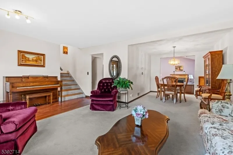 1405 Kent Pl, Linden City, NJ 07036, Linden, New Jersey, United States. - Photo 3