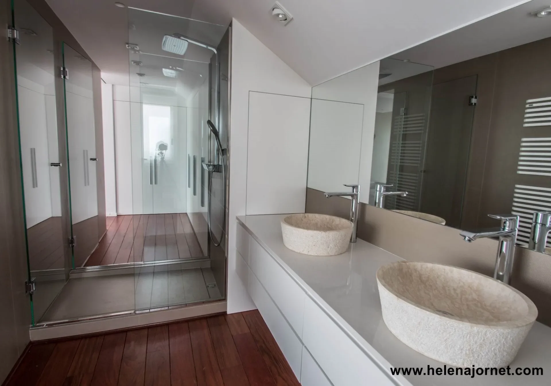 Gallery photo 3
