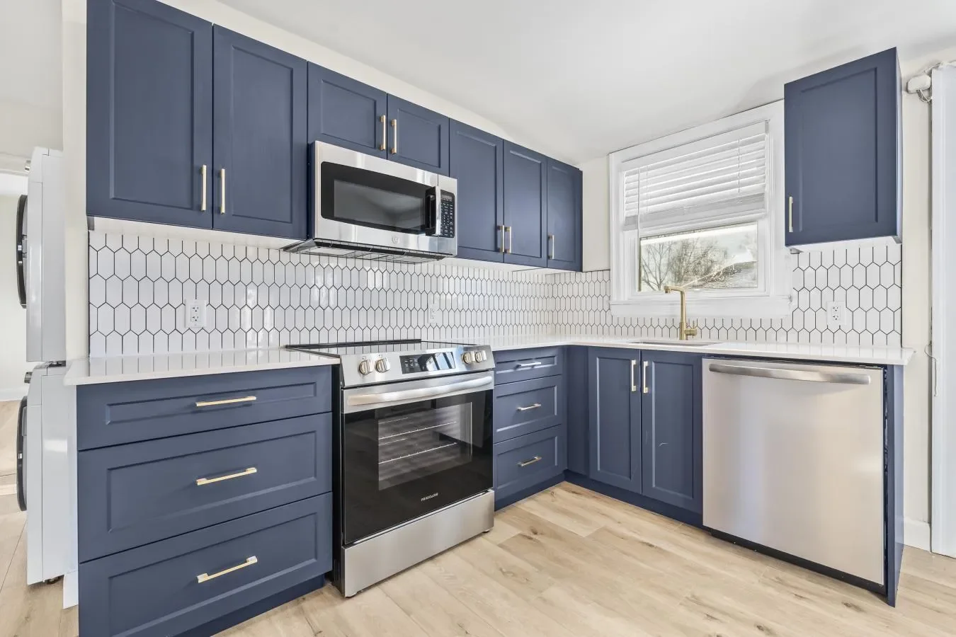 493 College Street, Kingston, Ontario, Canada. - Photo 12
