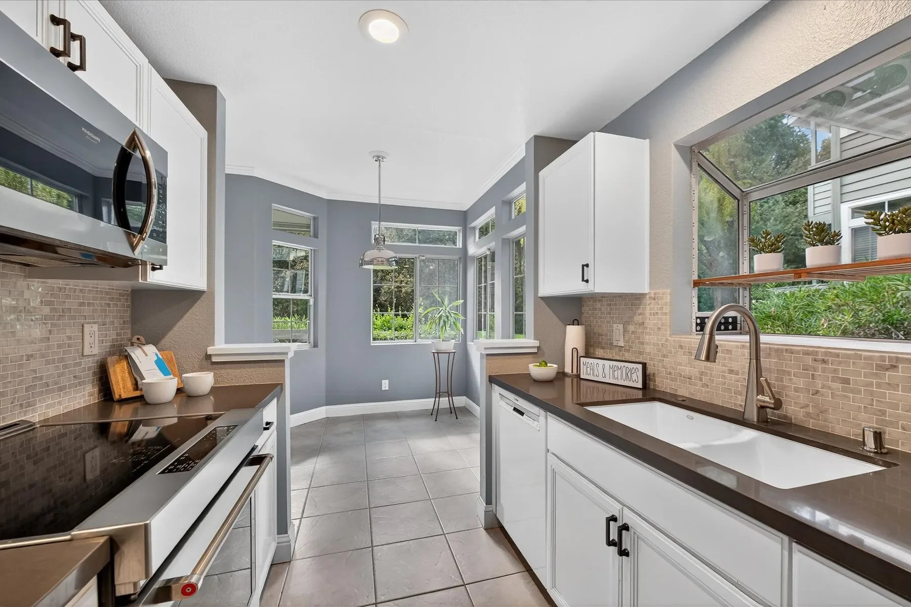 7875 Canyon Meadow Circle, Apt C, Pleasanton, CA 94588, Pleasanton, California, United States. - Photo 19