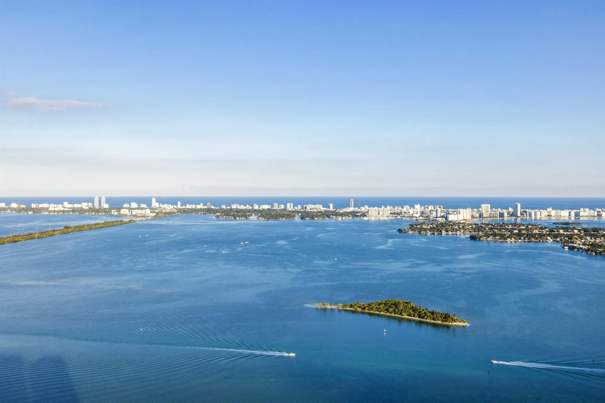 700 NE 24th Street Penthouse Mansion-6003, Miami, Florida, United States. - Photo 23