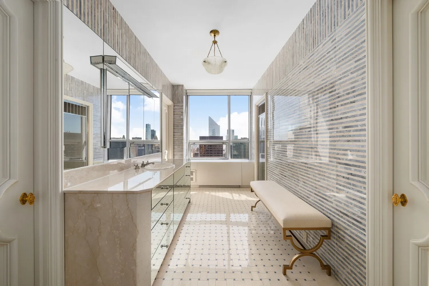Museum Tower, 15 W 53RD ST, New York, New York, United States. - Photo 21