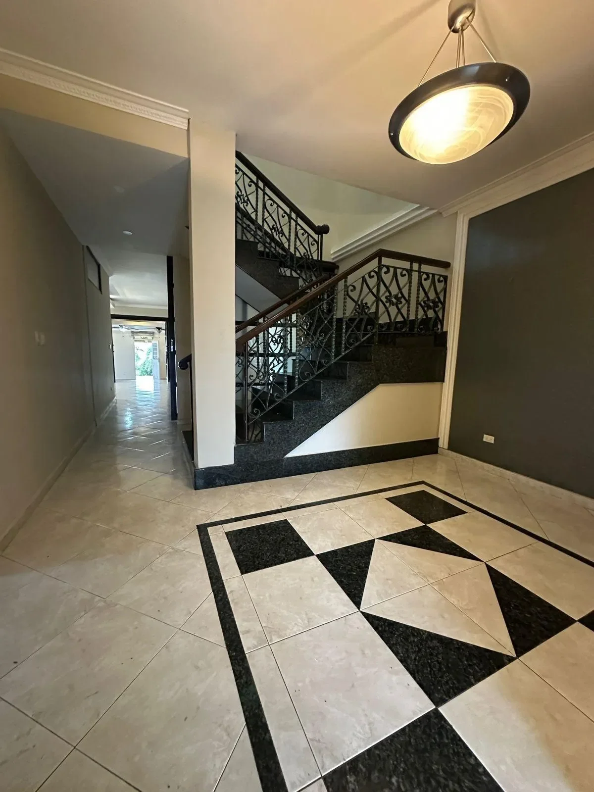 Gallery photo 4