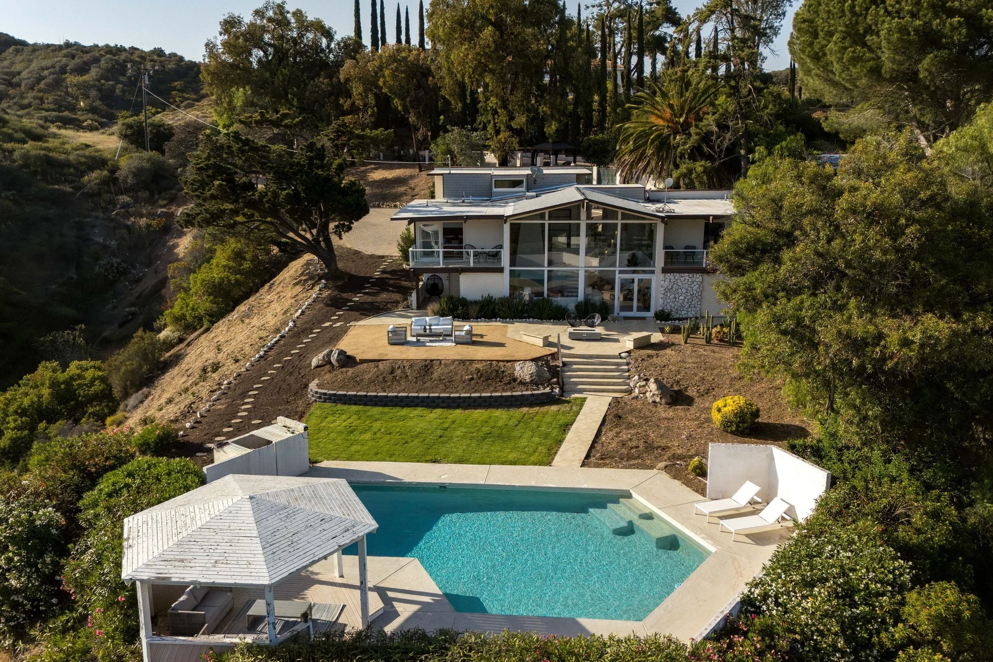 26094 Mulholland Highway , Calabasas, CA 91302, Hidden Hills, California, United States. - Photo 13