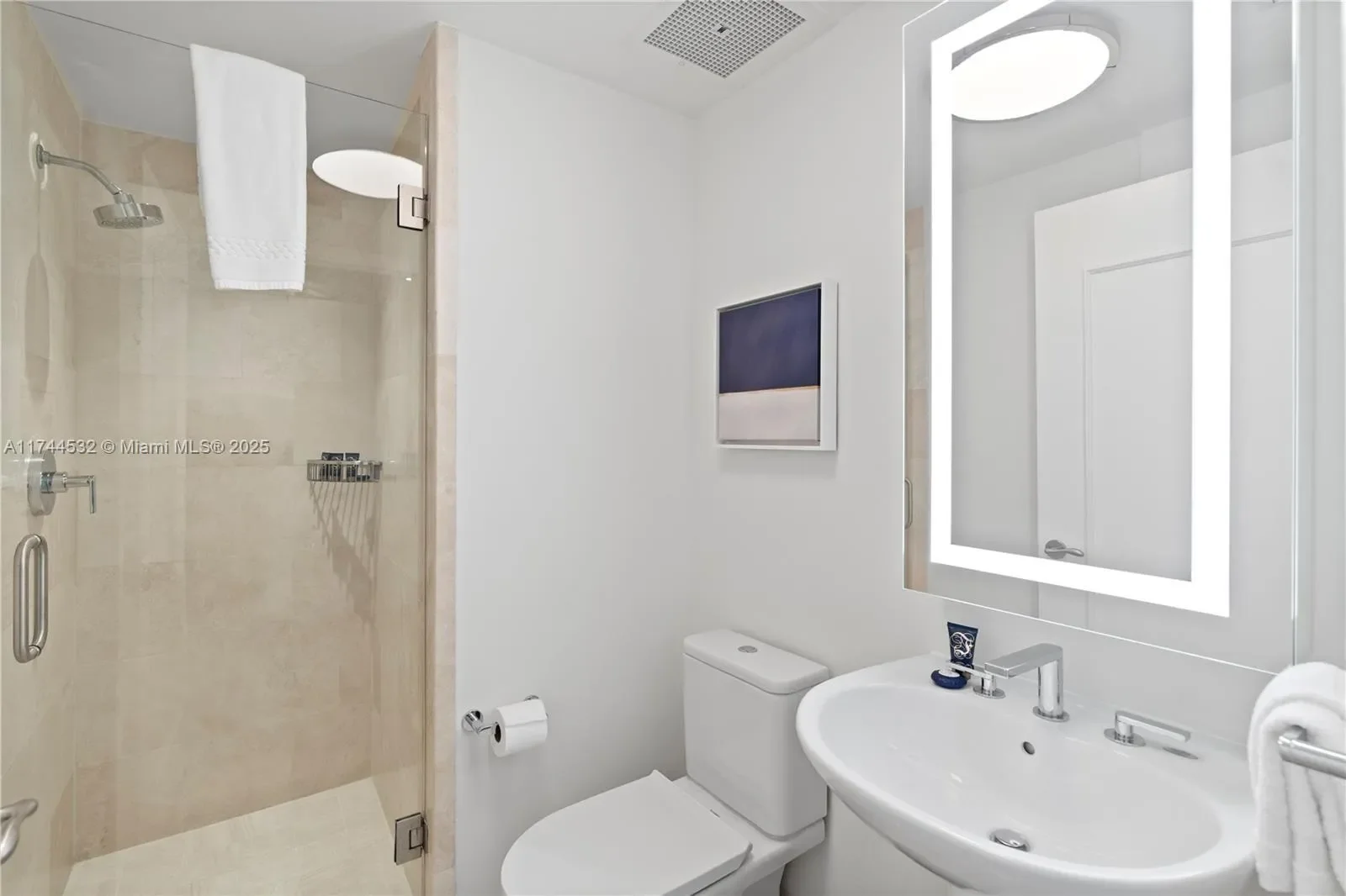 4401 COLLINS AV 1206, Miami Beach, Florida, United States. - Photo 20
