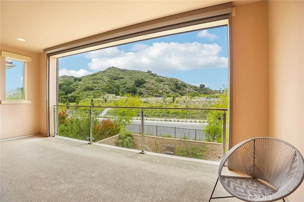 20452 W Esmerelda Lane, Porter Ranch, CA, 91326, USA, Los Angeles, California, United States. - Photo 39