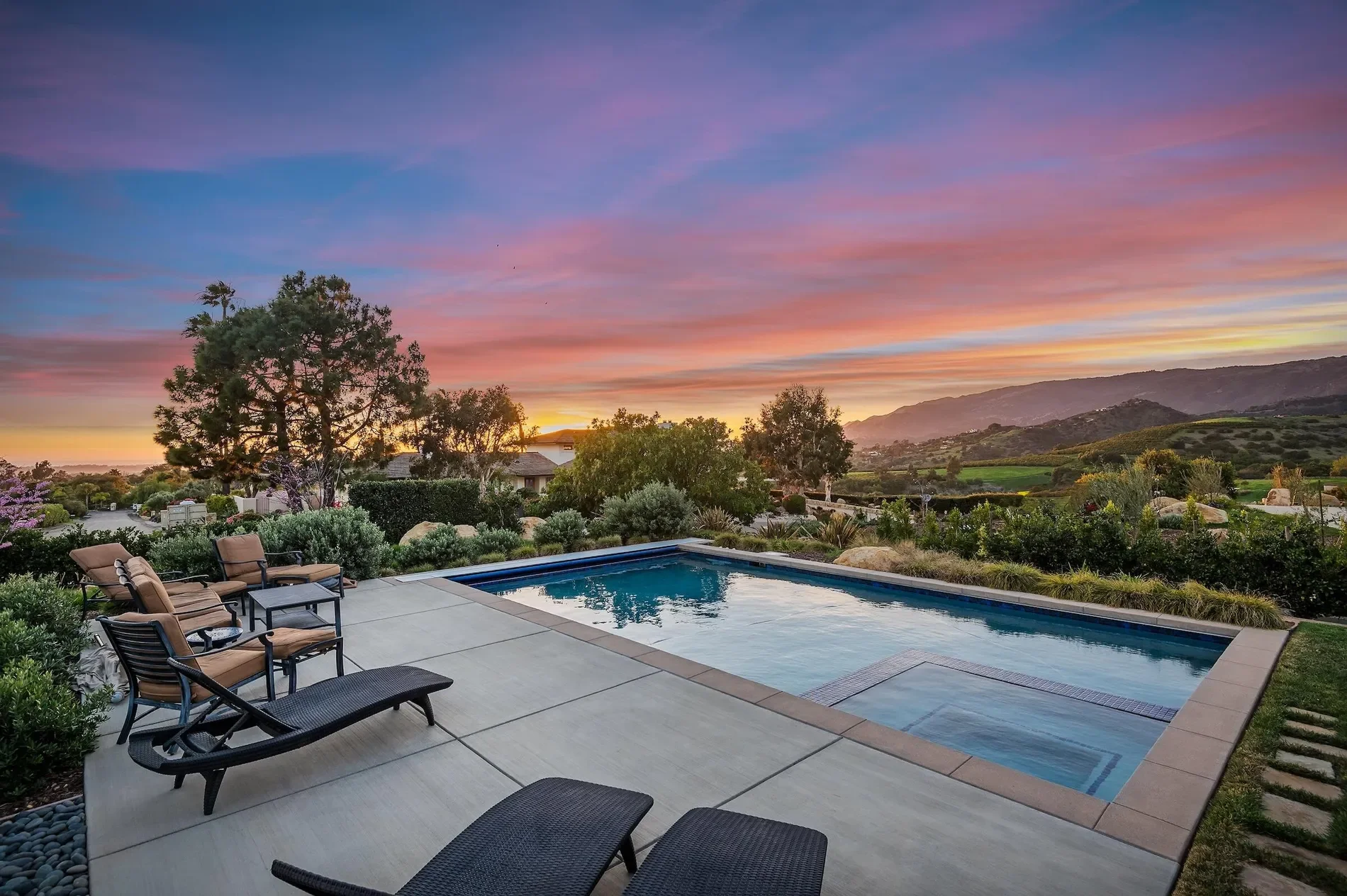 1367 Via Veneto, Santa Barbara, California, United States. - Photo 6