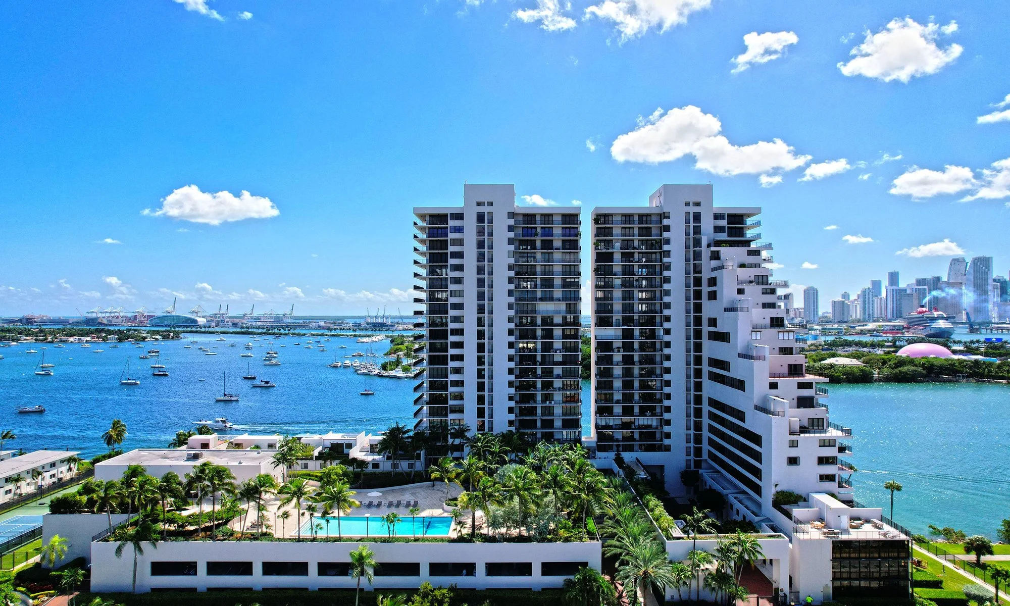 1000 Venetian Way , Miami Beach, FL 33139, Miami Beach, Florida, United States. - Photo 16