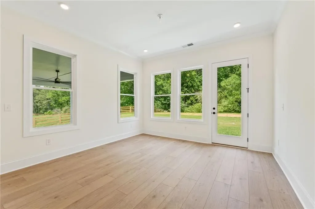 Gallery photo 10