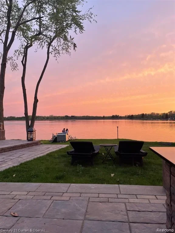 222 Ackerson Lake Drive, Jackson, MI 49201, Leoni, Michigan, United States. - Photo 31
