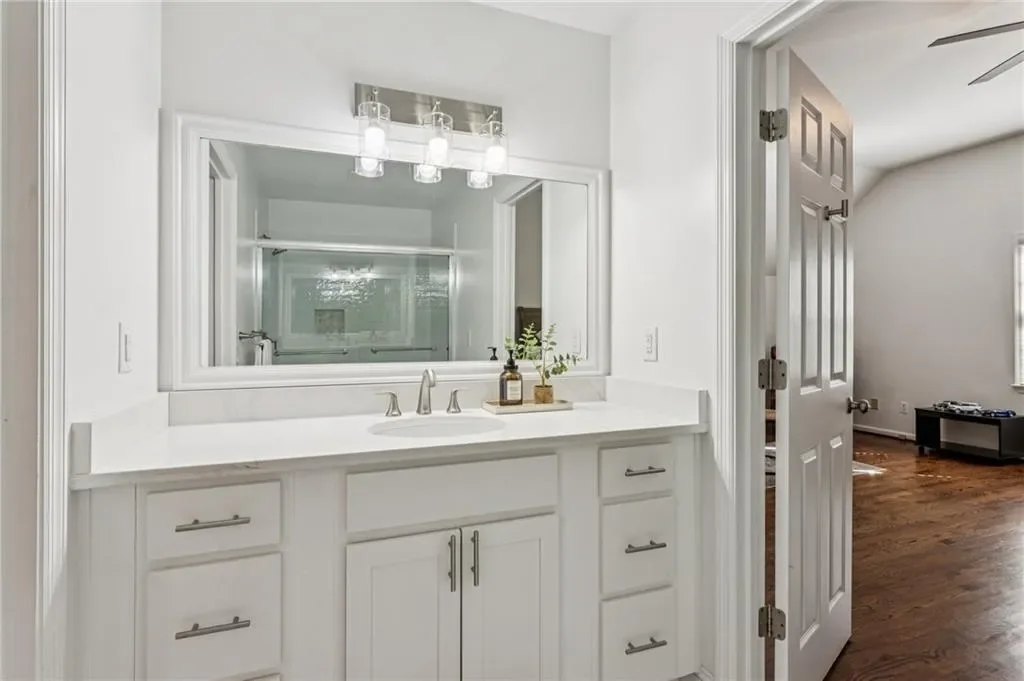 5460 E Idlewood Lane, Atlanta, Georgia, United States. - Photo 34