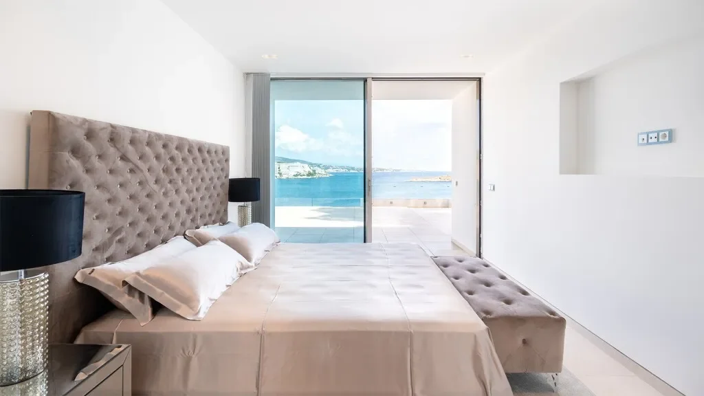 Cala Vinyes, Baleares, Calvia, Balearic Islands, Spain. - Photo 10