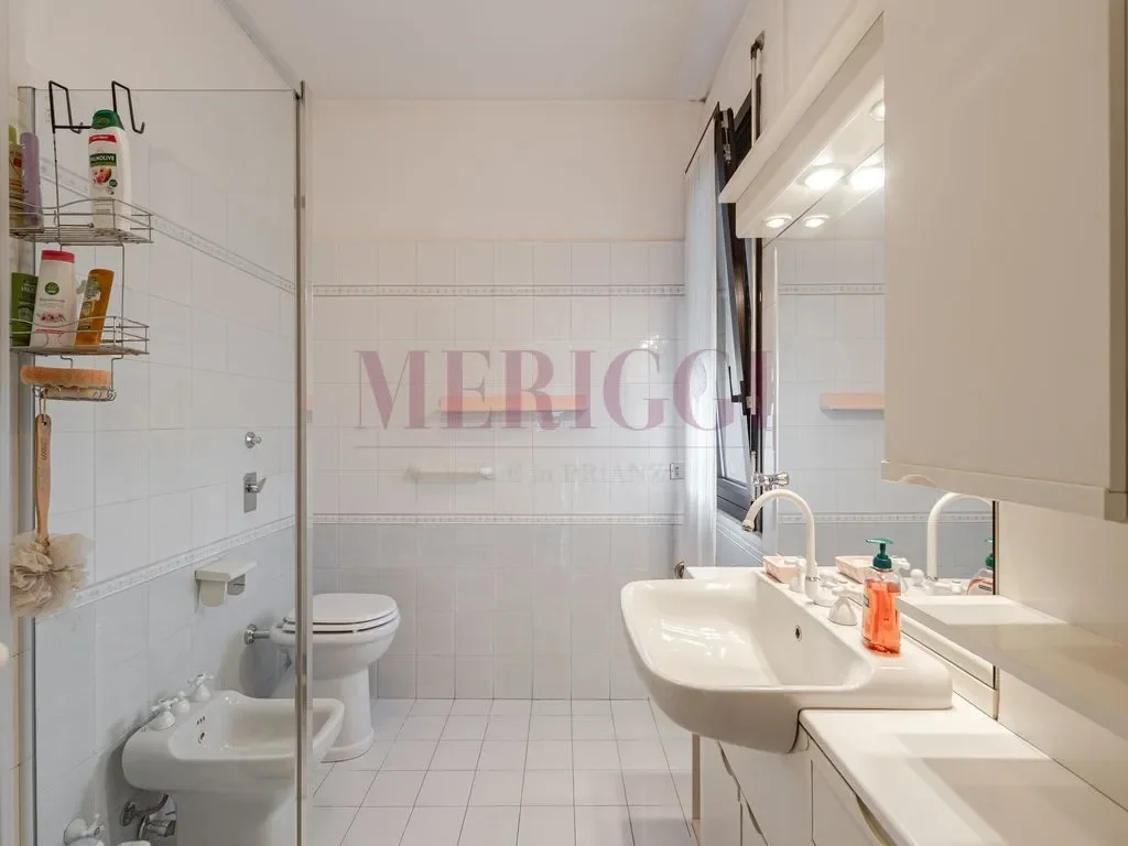 Via S. Pellico, Arcore, Lombardy, Italy. - Photo 21