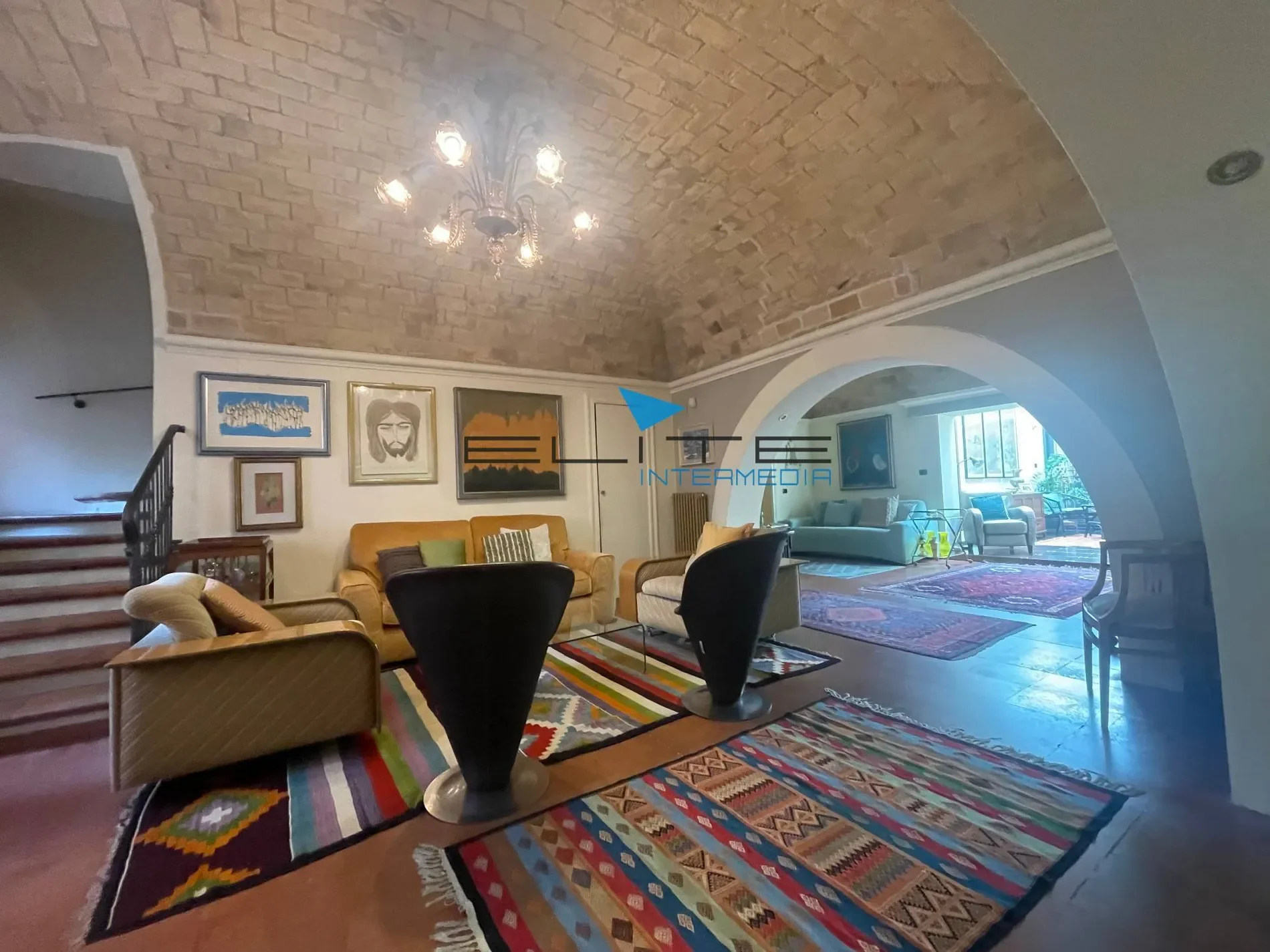 Gallery photo 10
