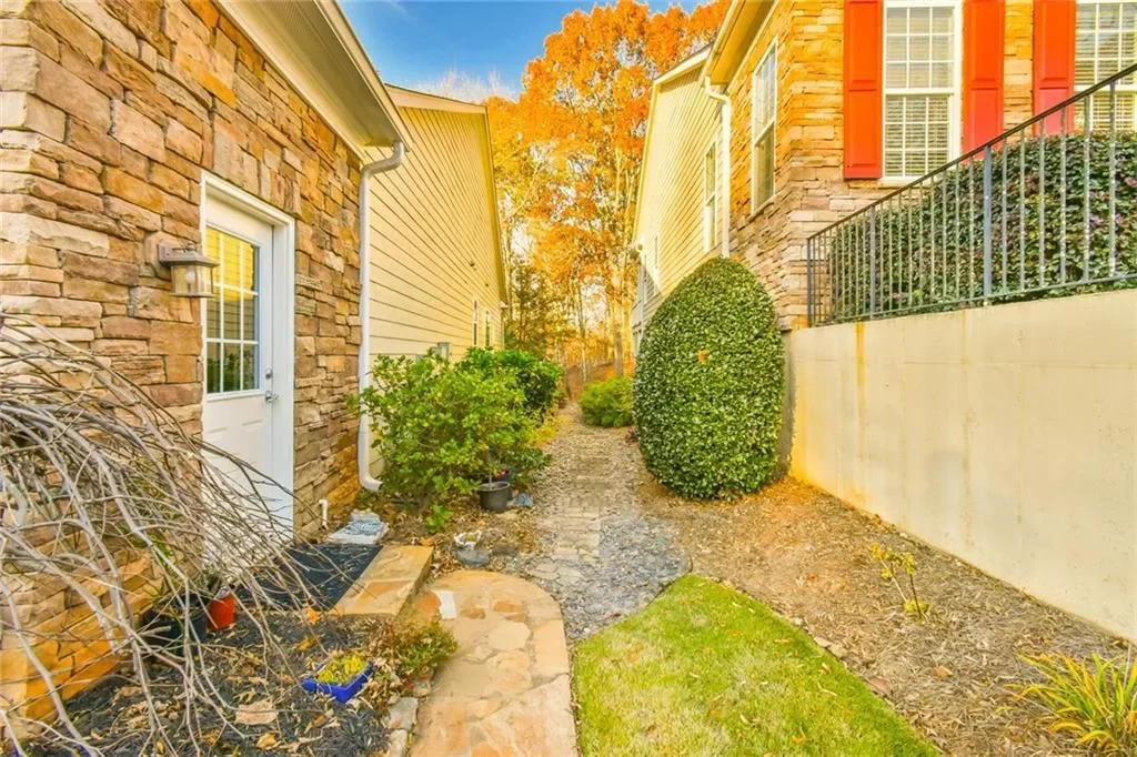 6352 Falling Water Lane, Hoschton, Georgia, United States. - Photo 52