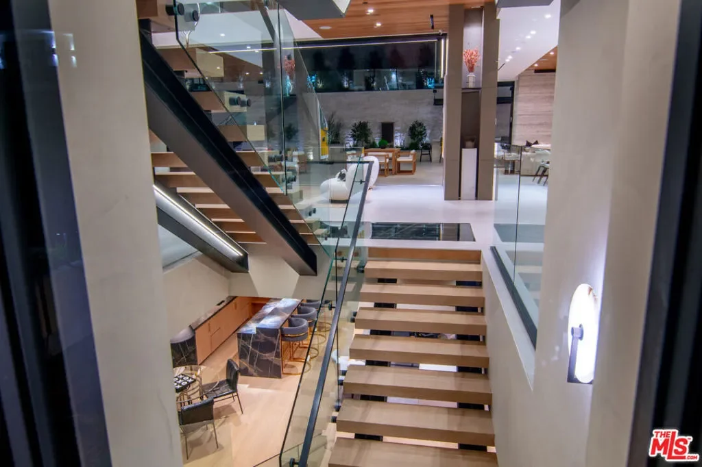 2641 Hutton Drive, Beverly Hills, California, United States. - Photo 53