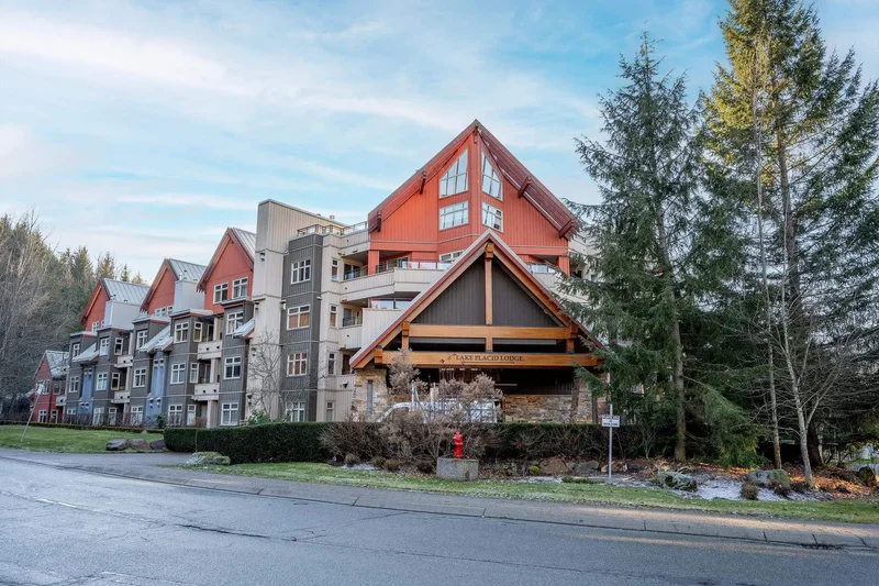 2050 Lake Placid Road 322, Whistler, British Columbia, Canada. - Photo 15