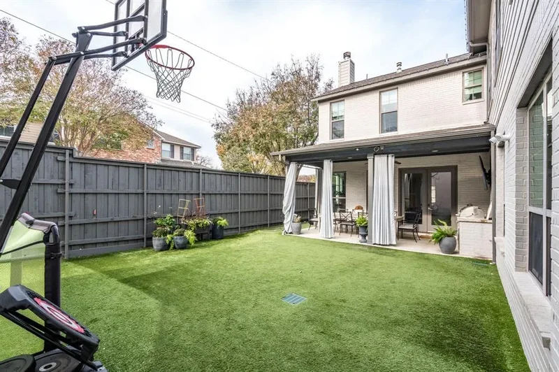 7102 Coronado Avenue, Dallas, Texas, United States. - Photo 30